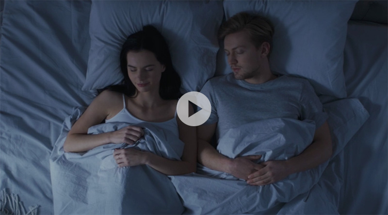 Worum geht es beim gesunden Schlaf? Wie vermeiden Sie Rückenschmerzen, Verspannungen und Schlafstörungen? Das erfahren Sie in diesem Video.